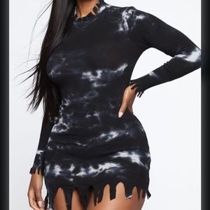 Black and white tie dye mini dress